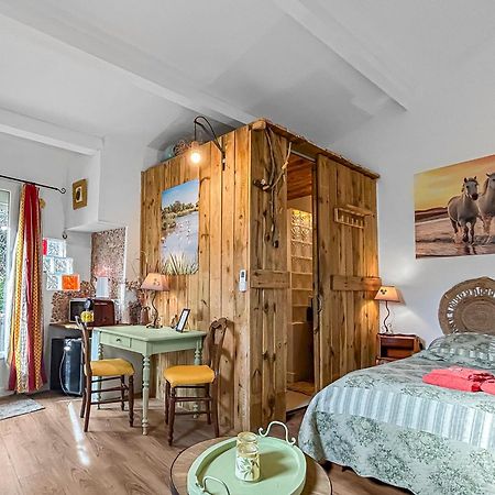 Hotel La Bergerie Douceur à Aubord Extérieur photo
