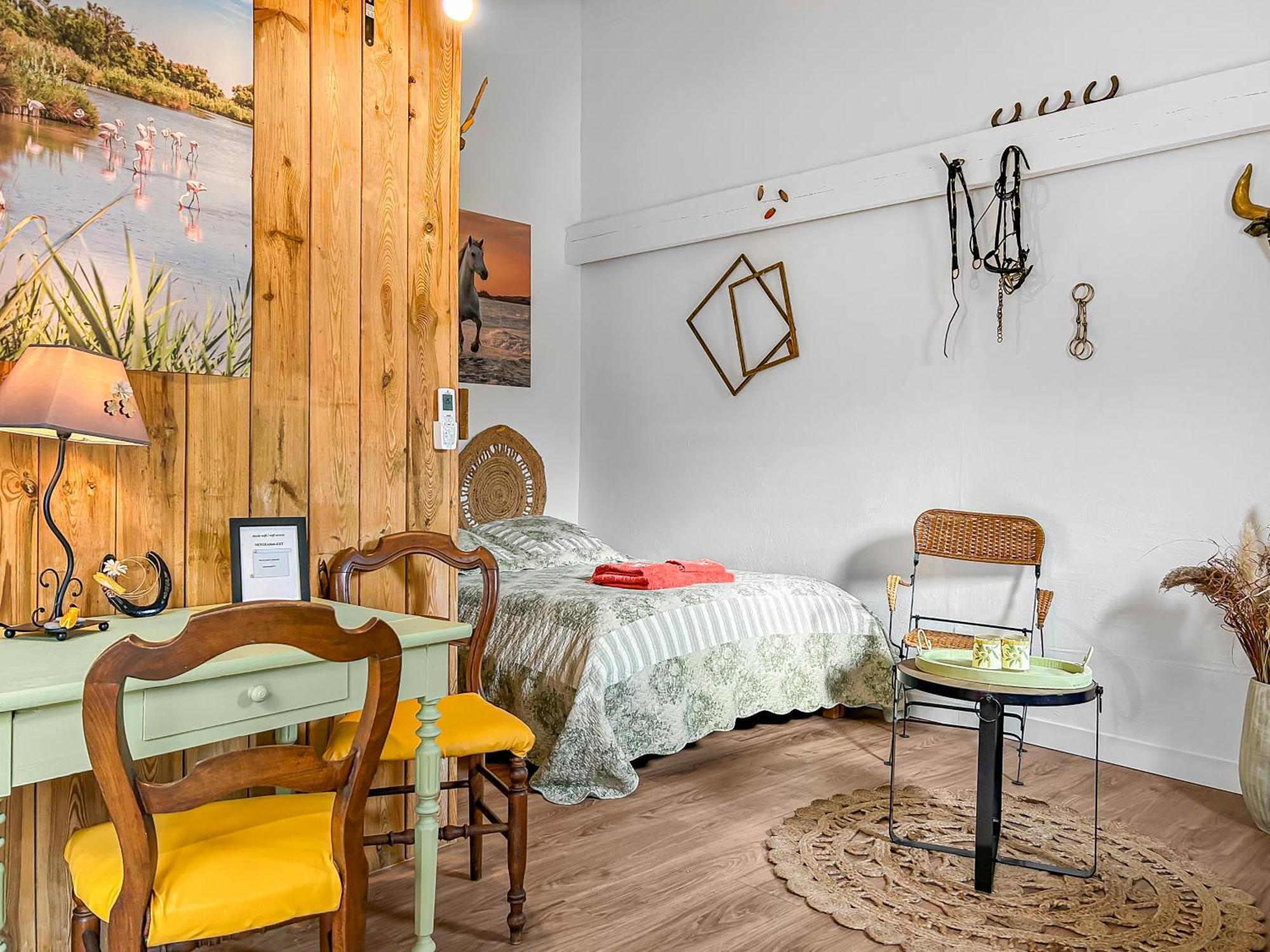 Hotel La Bergerie Douceur à Aubord Extérieur photo