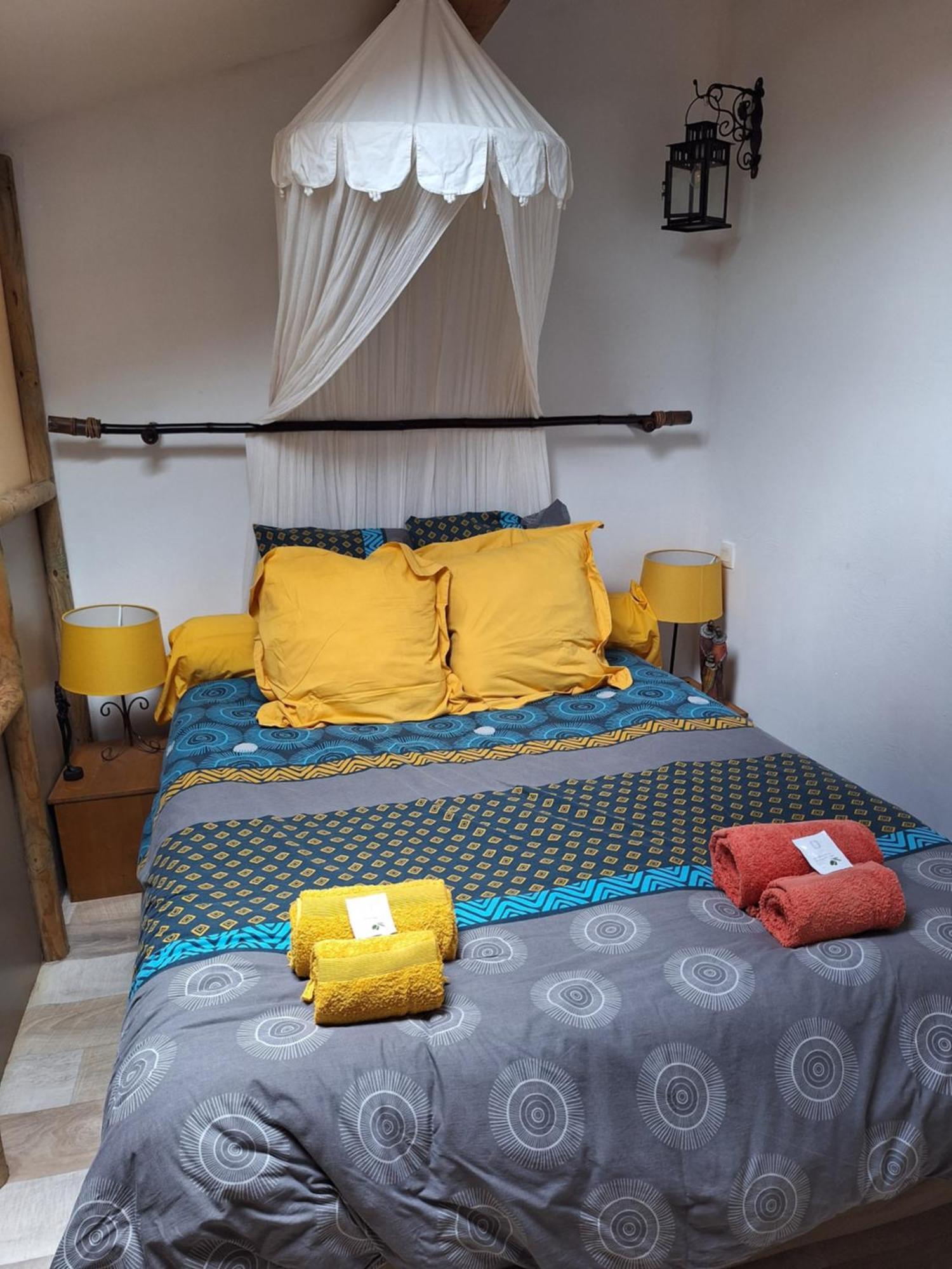 Hotel La Bergerie Douceur à Aubord Extérieur photo